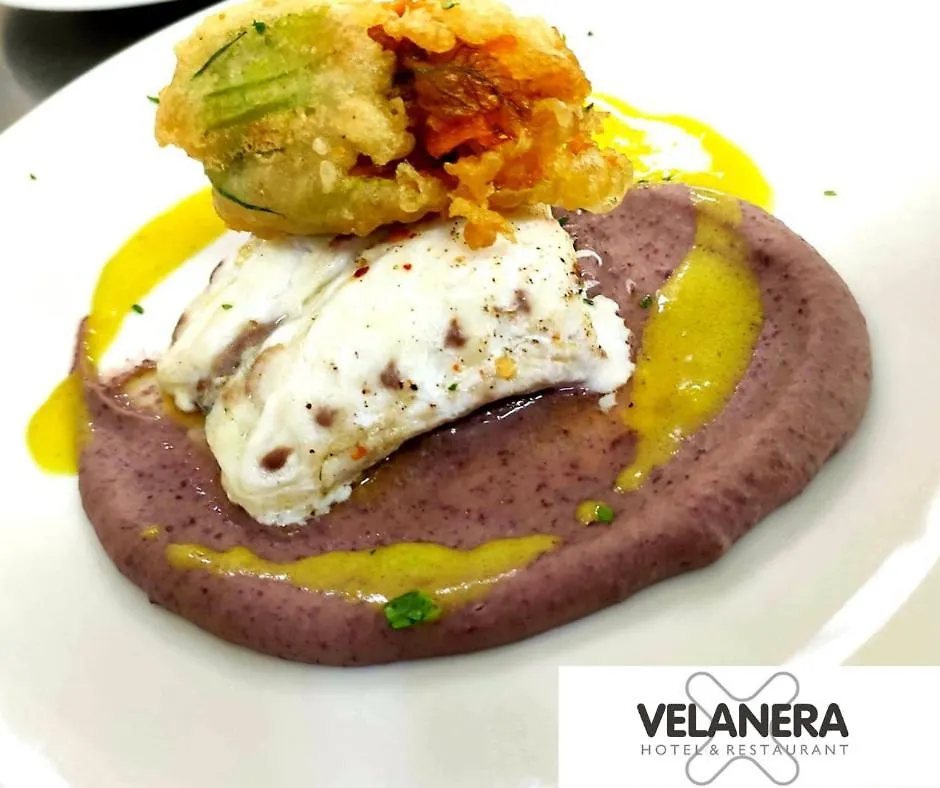 Velanera Hotel & Restaurant Sisan