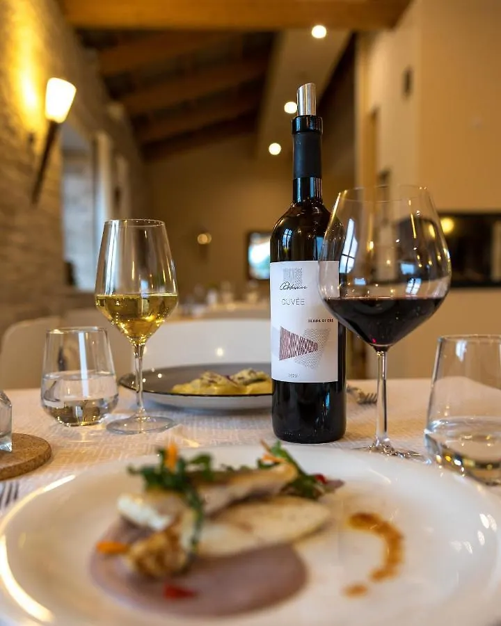 Velanera Hotel & Restaurant Sisan Croatia