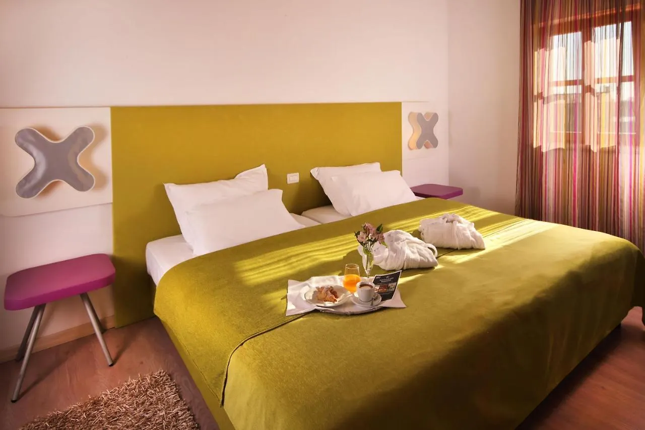 Velanera Hotel & Restaurant Šišan