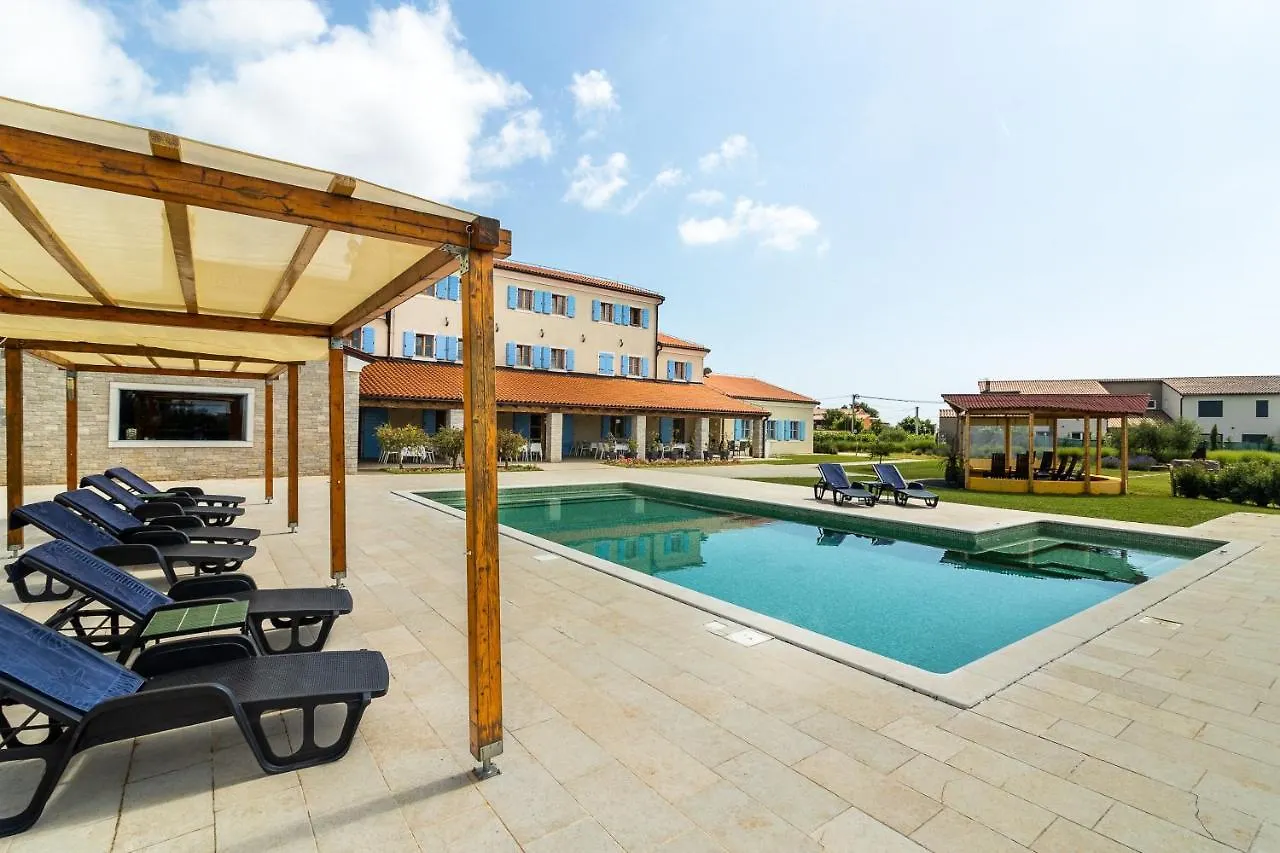 Velanera Hotel & Restaurant Šišan