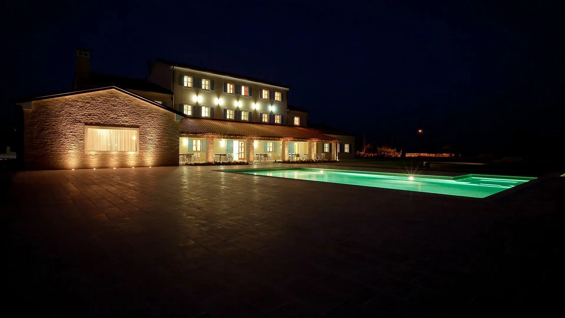 Velanera Hotel & Restaurant Šišan